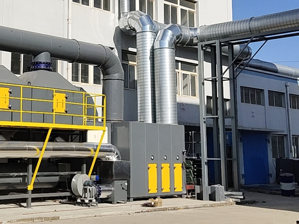 Intermediate-effect filters for the paint industry