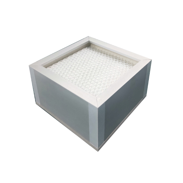Knife edge high efficiency filter